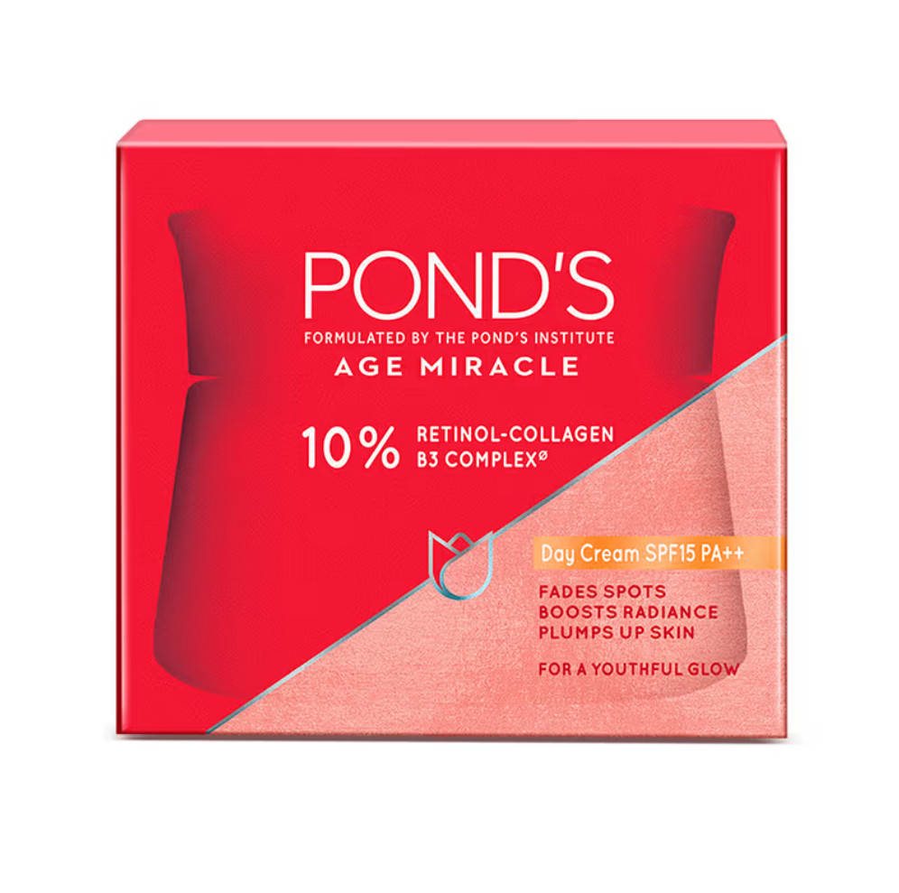 Pond's Age Miracle Day Cream SPF 15 PA++ | Fades Spots ' Boosts Raidiace & Plumps Up Skin