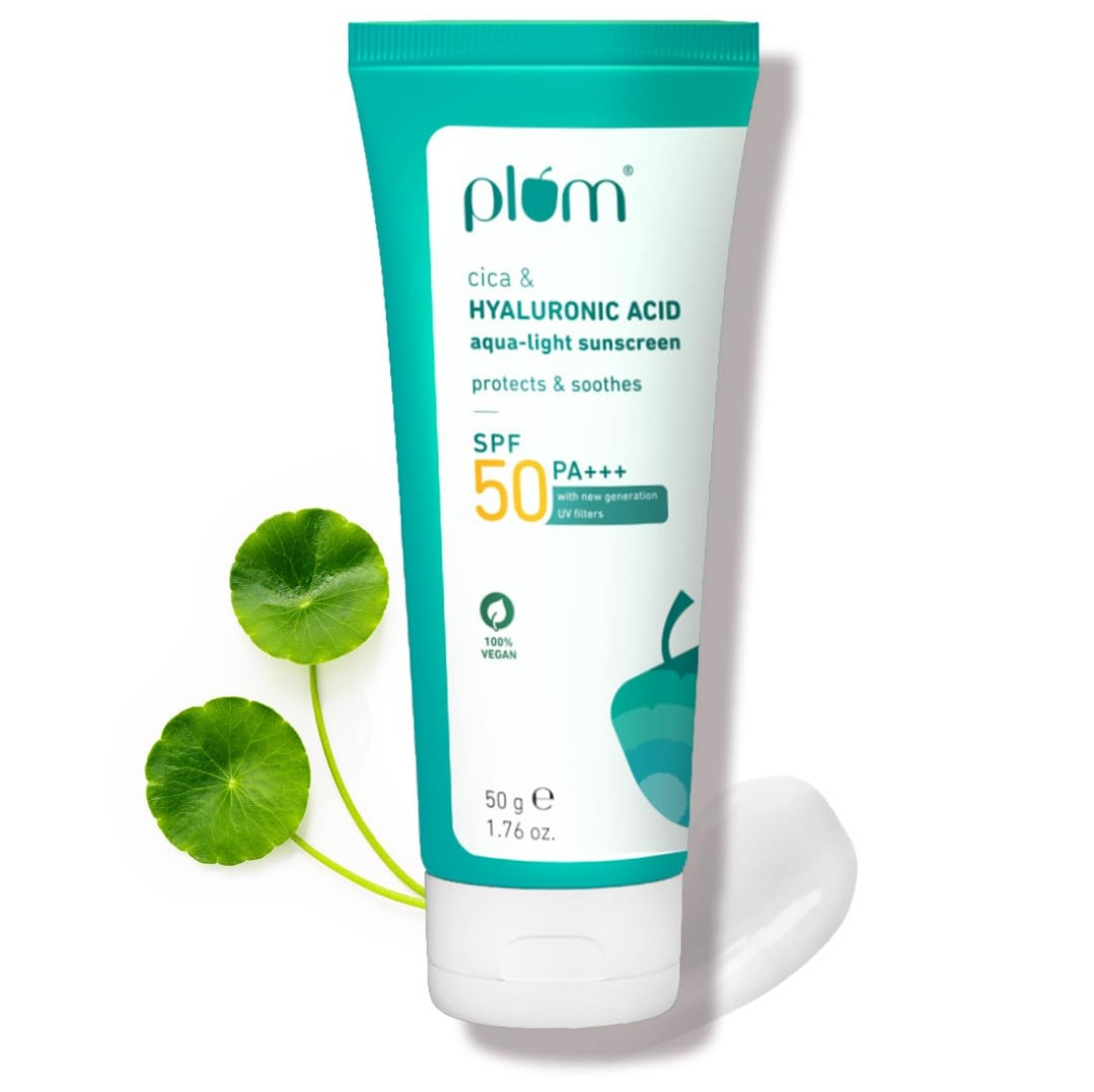 Plum Cica& Hyaluronic Acid Aqua-light Sunscreen Spf 50 pa+++ 50gm
